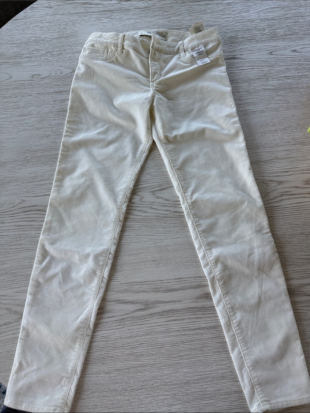 NwtAbercrombie Cream Corduroy Slim Pants